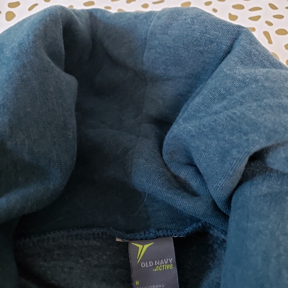 Old Navy medium Active Tunic Sweatshirt - Picture 4 of 4
